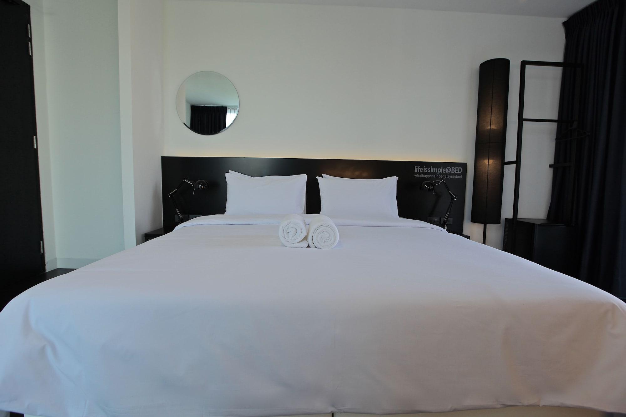 Bed Nimman - Adults Only Hotel Chiang Mai Bagian luar foto